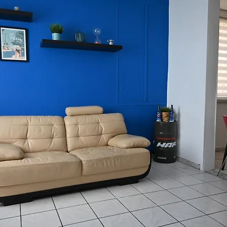 Au Coeur De Apartment